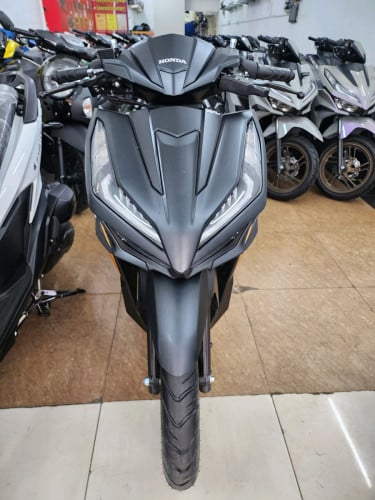 HONDA VARIO 2024 125cc smart key ថ្មី កេស