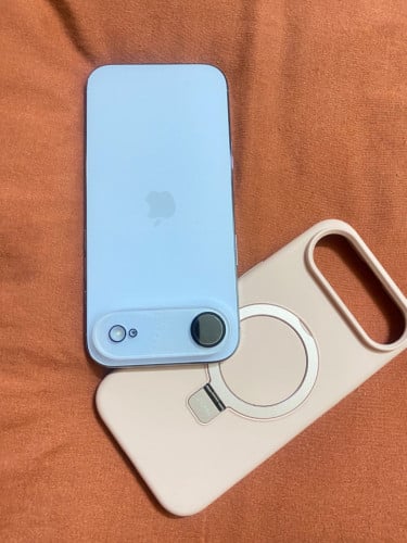 iPhone 17 Air 256G 99% 830$