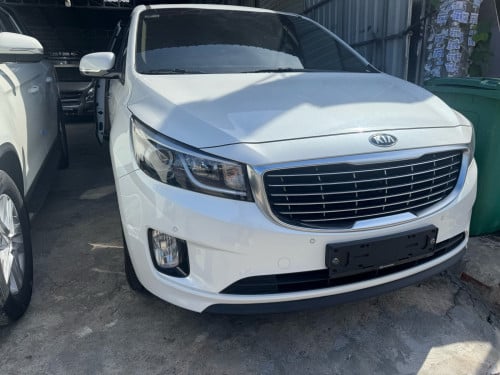 KIA Canival 2015 ស ក្នុង​លឿង​ Auto2 $23000