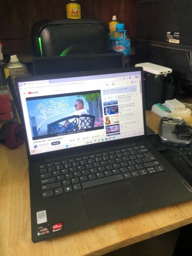 Lenovo 82KC Ryzen 5 Ram 12/512GB មិនដែលជួសជុល