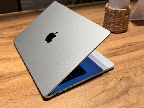 MacBook Pro 14 Inch M1Pro 32g 2t