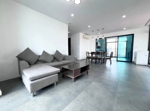 MODERN THREE BEDROOM FOR RENT-TONLE BASSAC 🍀