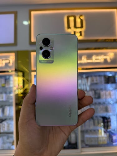 Oppo Reno 7Z 5G មួយទឹកស្អាតសាណុំសុីន