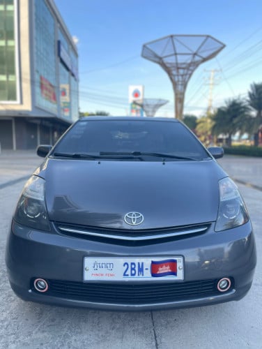 Prius 07 full options ម្ចាស់ដើមទី១ ឡានទើបរៀបចំរួច ធានាឡានថ្មី
