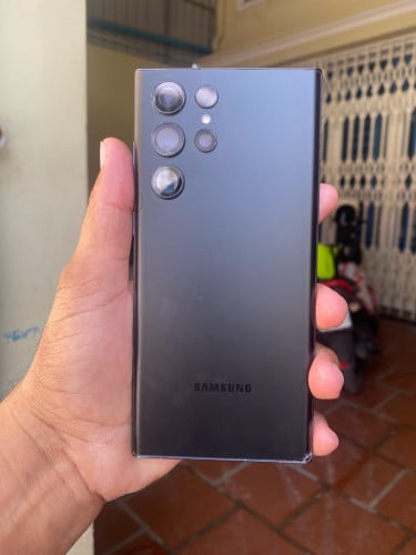 S22 Ultra 8g/128g សុីម១(វៃដូរបាន)👉$315