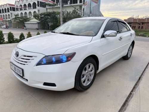 Toyota Camry 2007 LE កៅអីចុច ក្នុងលឿង ប្រភេទឡានមូលឡានសានុំ ឡានថ្មីខ្លាំង