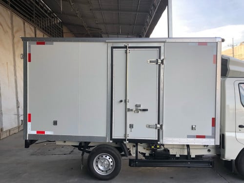 សេវាកម្មតម្លើងទូទំនិញ គ្រប់ប្រភេទ