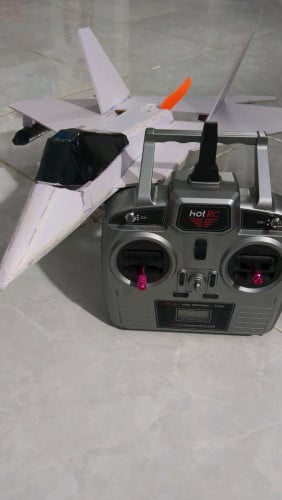 យន្តហោះអត់មនុស្សបើក