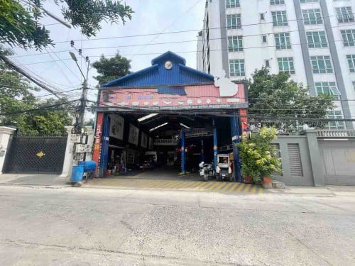 ដីនិងផ្ទះសម្រាប់លក់ នៅសង្កាត់បឹងទំពុន