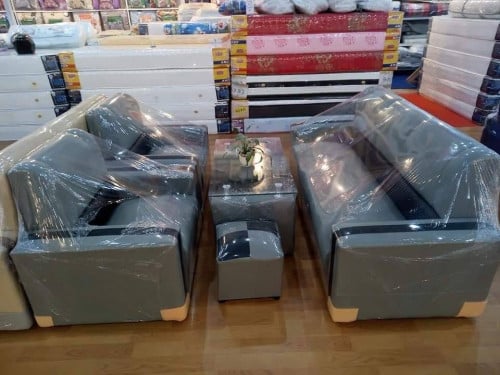 សាឡុតទាន់សម័យ