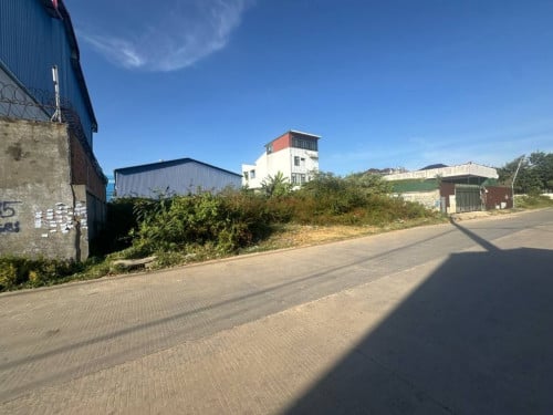 ដីលក់ សង្កាត់គោកឃ្លាង ខណ្ឌសែនសុខ