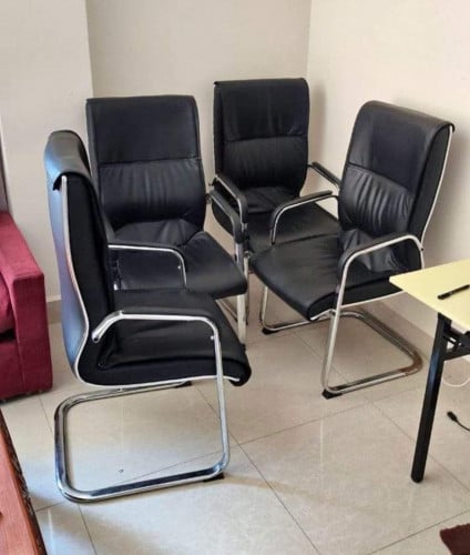 កៅអីប្រជុំ