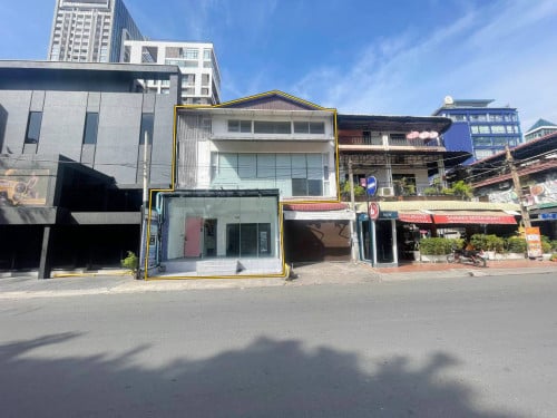 ផ្ទះអាជីវកម្មសម្រាប់ នៅបឹងកេងកង | Shophouse for Rent in Boeung Keng Kang