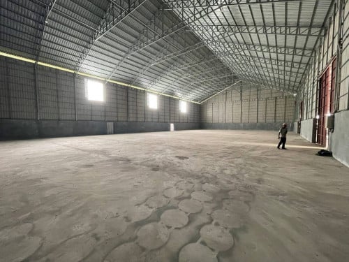 💥ឃ្លាំងសម្រាបជួល ក្បែរEAON 3