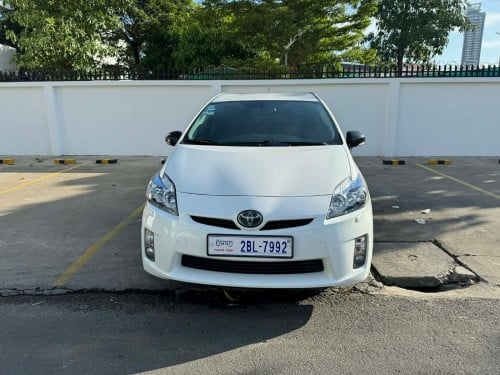 ឡានលក់ ឡានស្អាត់ធានាអត់បុកអត់ប៉ះ😍✌️