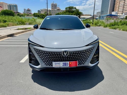 🚘ឡានលក់ Changan Uni-t 2023 (8000kl)