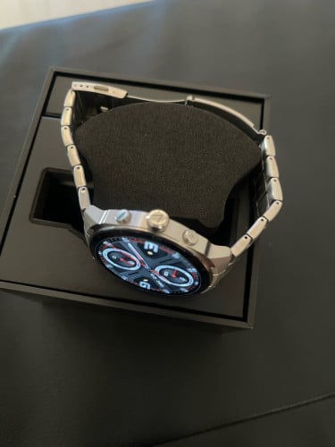 នាឡិកា​ Venus Falcon Titaniam នៅស្អាត​ 99% 60$