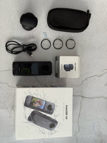 1 set insta 360 X4