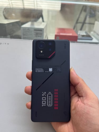 Asus ROG Phone 9 Pro Global Version