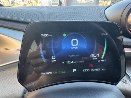 BYD Dolphin 2024 ម្ចាស់ផ្ទាល់ ជិះបានមួយឆ្នាំ ធានាអត់បុក អត់ប៉ះ