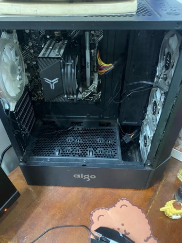 core i3 10105,ram xpg 8gb,ssd kingston 120gb,psu GE 450,mb asus prime H410M-E,jossbo CR-1400