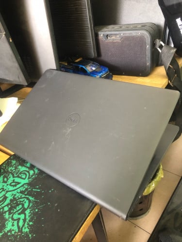 Dell Vostro 3520 i3-12/32GB/SSD 512GB/HHD 1T