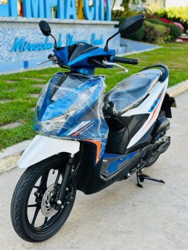 Honda Beat 021 ក្រុមហ៊ុន ម៉ាសុីនតាន់ហាប់នែនស្ងាត់ជិះស្រួលស្ទុះមិនលាន់មិនហុយមានពន្ធកាតគ្រឺហ្សីន