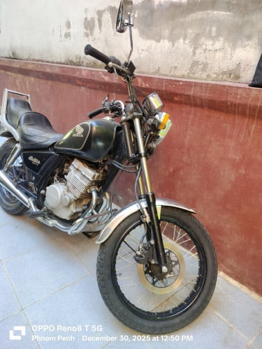 Honda custom cbx 125