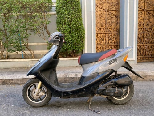 Honda dio zx