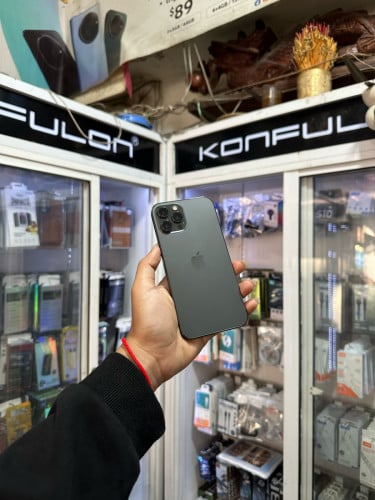 iPhone 12Pro max 128GB LLA 🍏 Battery 91% 🔋 តួស្អាត 99%  សំណុំហ្សីន