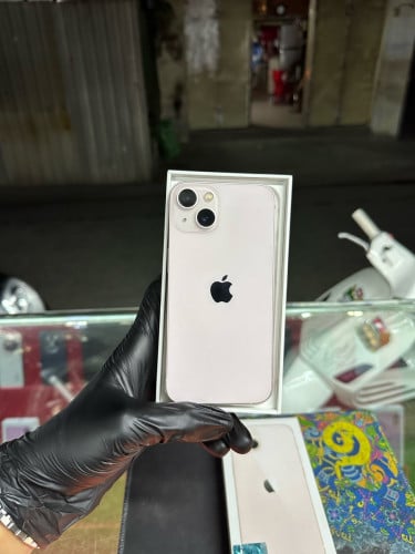 iPhone 13 ឈូកសាណុំសុីន