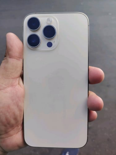 iPhone 14 pro max ម៉ាស៊ីនមិនធ្លាប់ជួសជុល អត់មានឆ្នាំងសាកទេ លក់តែទូរសព្