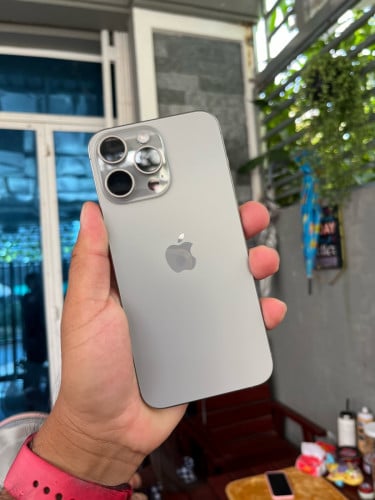iPhone 15 PM 256G ZP  ស្អាត​ 99% All សានុំណែន​ ថ្មសុីន​ 85% តម្លៃ​ 7xx ទន់ៗ​ភ្នំពេញ​ 098390490