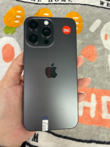 iPhone 15 Promax សានុំហ្សីន