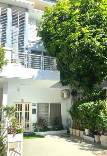 LA Villa for Rent- 房屋出租