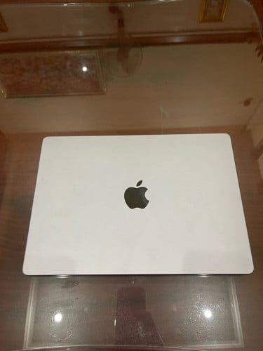 MacBook Pro 14inch 2023 Chip M3