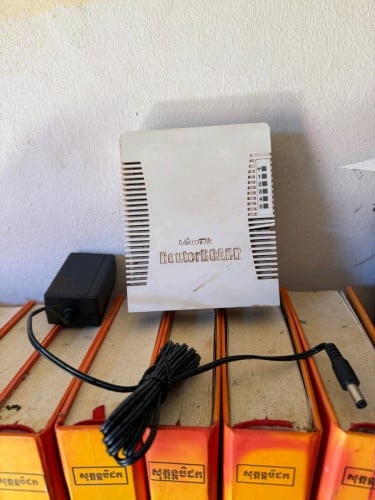 Mikrotik Router RB951Ui-2HnD