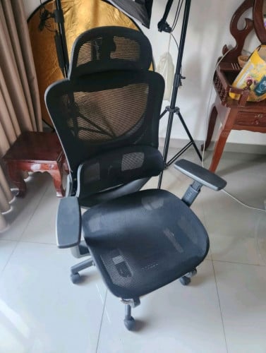 Office Chair - Black ប្រើបាន 2ខែ (កាលទិញ105$)