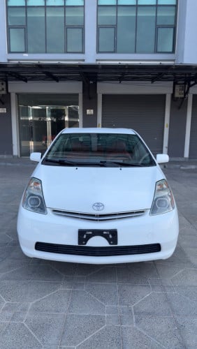 Prius 2007 Half Full