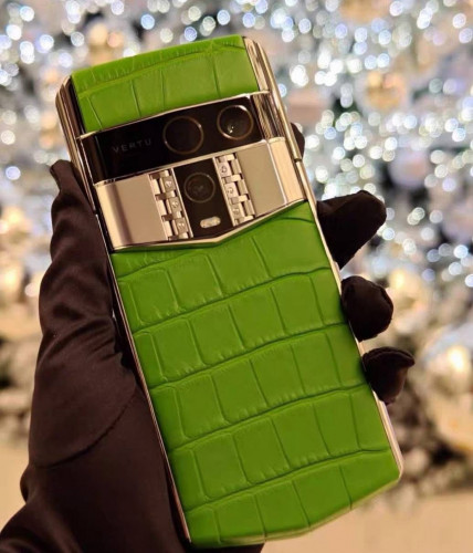 Vertu Agent Q Alligator