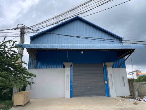 Warehouse300m2 at Sensok for rent