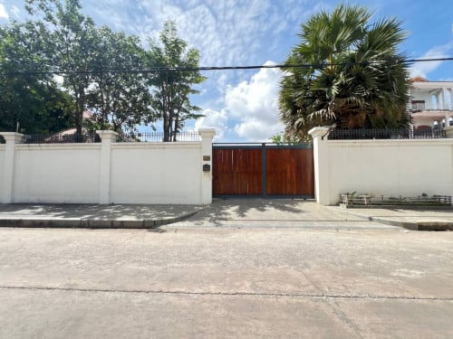 ដីសម្រាប់ជួលសែនសុខ ភ្នំពេញថ្មី