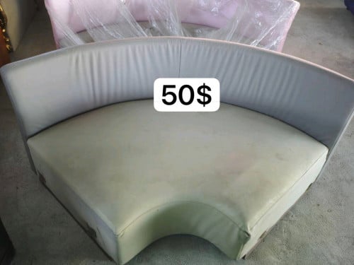 សាឡុងកែង