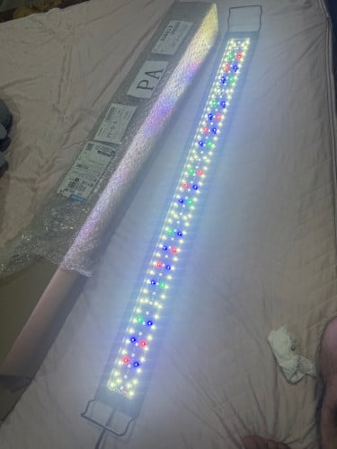 អំពូលថ្មី ខ្នាតទូ 1ម៉ែត