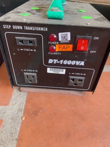 ដុំភ្លើង 220V ទៅ 110V