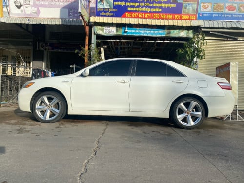 ឡានលក់camry07ខួប50ឆ្នាំ