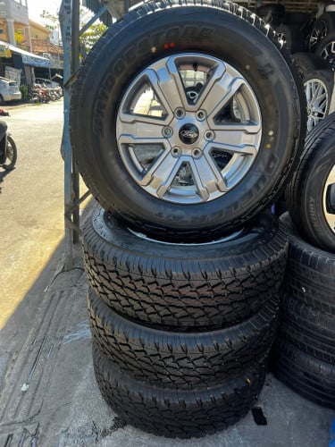 កង់ Ford ranger XLT