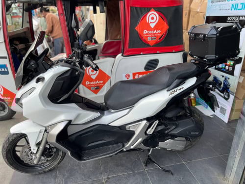 ថែមធុងអុីណុក Honda ADV150 2020 មួយទឹក ស្លាកលេខ នៅស្អាត