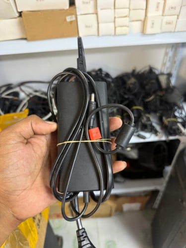 លក់ឆ្នាំងសាកJBL និងថ្ម គ្រប់ប្រភេទ Sell Adapter and Battery