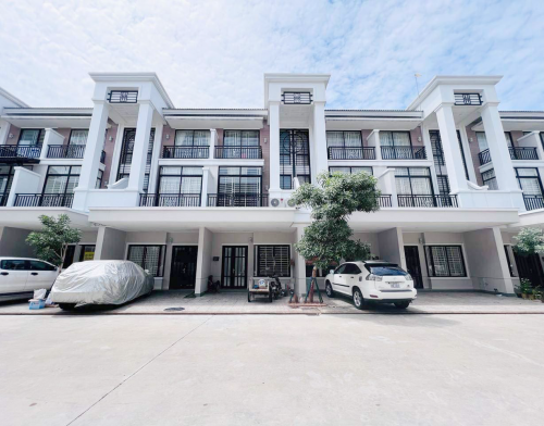 វីឡា LA សម្រាប់ជួល | Villa LA for Rent